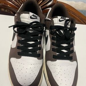 Nike Men's Brown and White Sneakers
